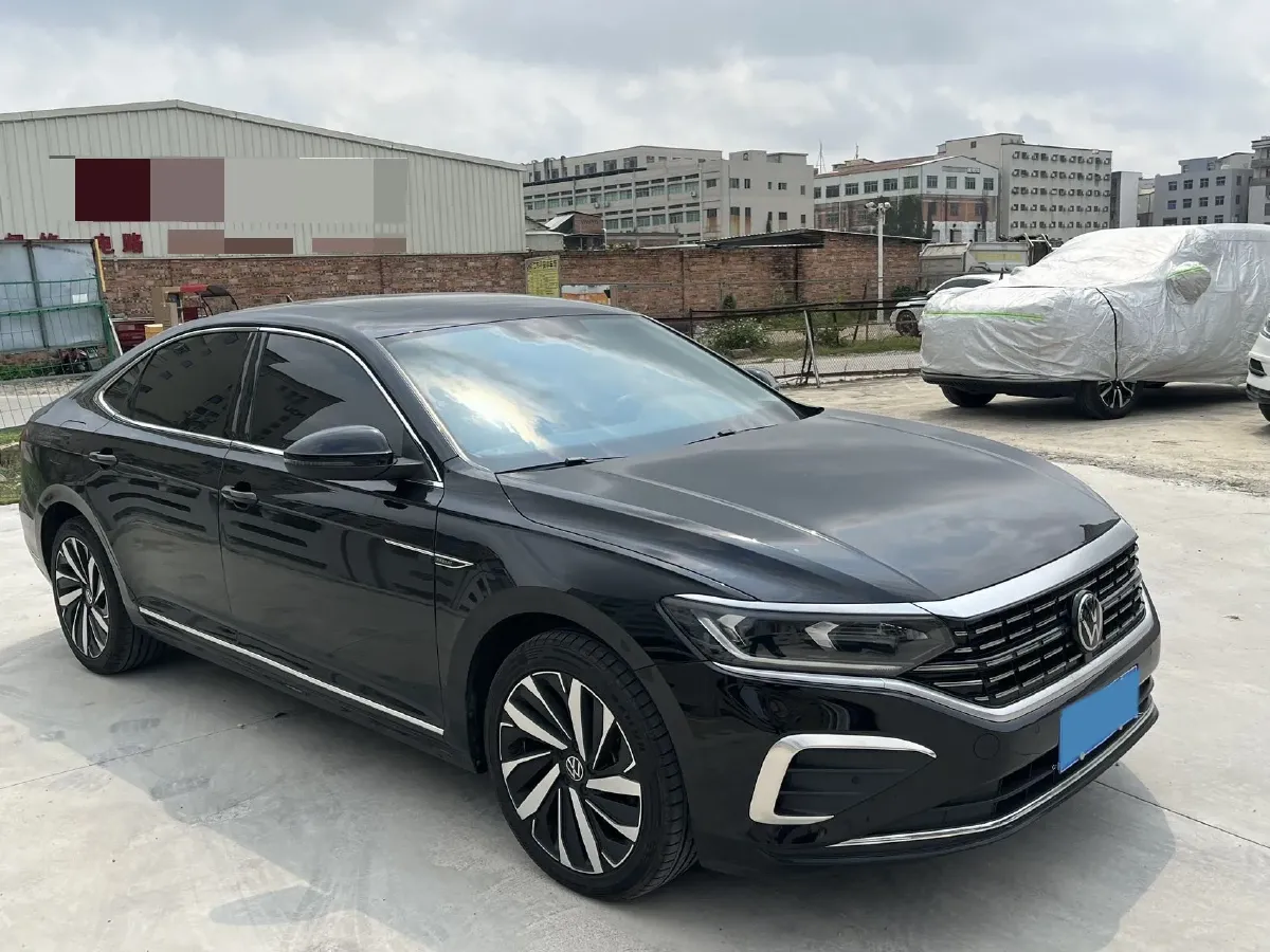 2024 Volkswagen Passat 2.0T 220HP L4 7DCT,autocango,china used car exporter,china ev exporter,chinese used car exporter,chinese used ev exporter