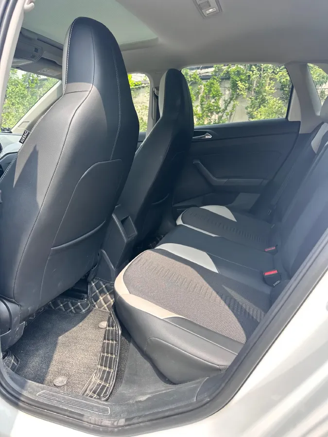 2021 Haval H6 1.5T 169HP L4 7DCT,autocango,china used car exporter,china ev exporter,chinese used car exporter,chinese used ev exporter