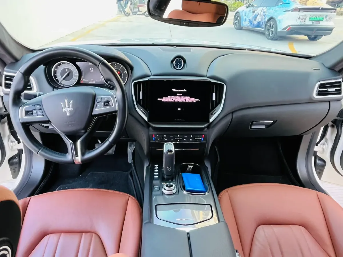 2022 Audi Q7 2.0T 245HP L4 8AT,autocango,china used car exporter,china ev exporter,chinese used car exporter,chinese used ev exporter