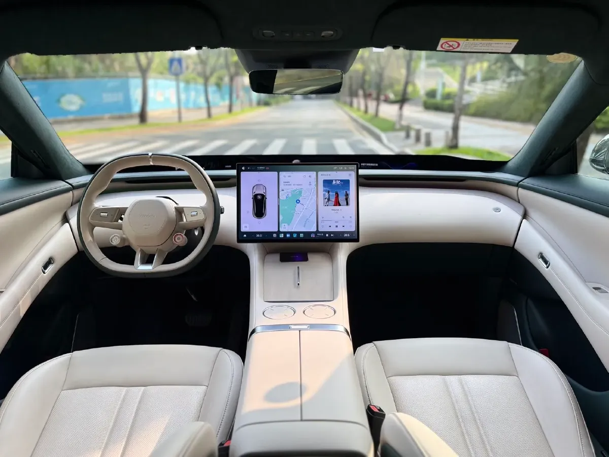 2025 MI YU7 BEV 101.7KWH,autocango,china used car exporter,china ev exporter,chinese used car exporter,chinese used ev exporter