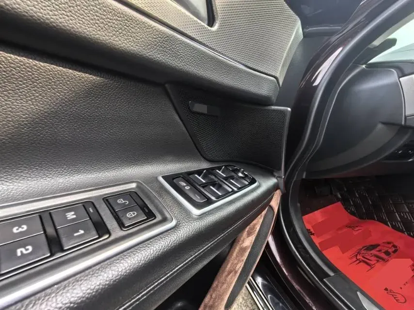 2020 Jaguar XFL 2.0T 200HP L4 8AT,autocango,china used car exporter,china ev exporter,chinese used car exporter,chinese used ev exporter