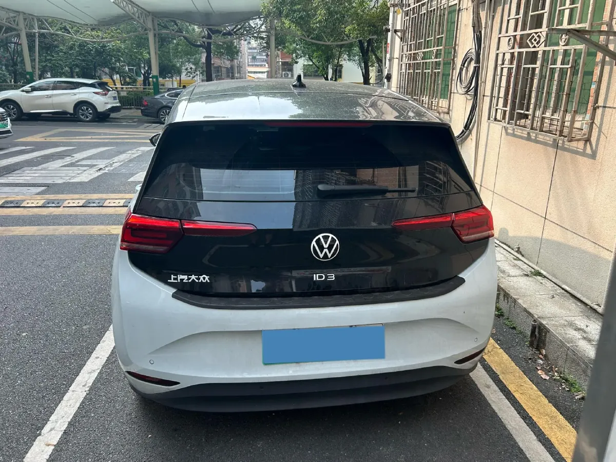 2023 Volkswagen ID.3 BEV 52.8KWH,autocango,china used car exporter,china ev exporter,chinese used car exporter,chinese used ev exporter