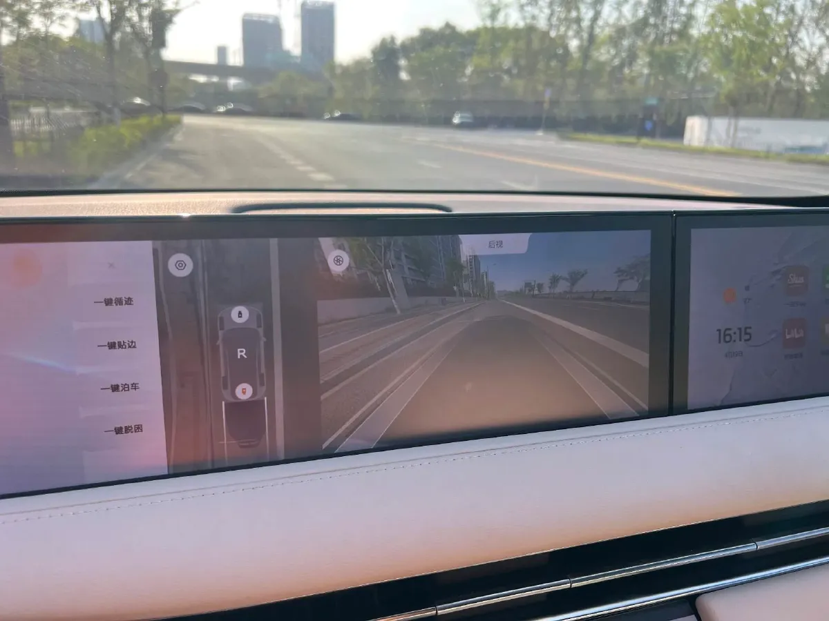 2023 IM LS7 BEV 100KWH,autocango,china used car exporter,china ev exporter,chinese used car exporter,chinese used ev exporter