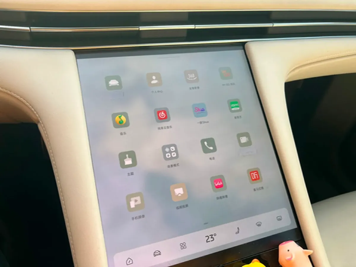 2023 IM LS7 BEV 100KWH,autocango,china used car exporter,china ev exporter,chinese used car exporter,chinese used ev exporter