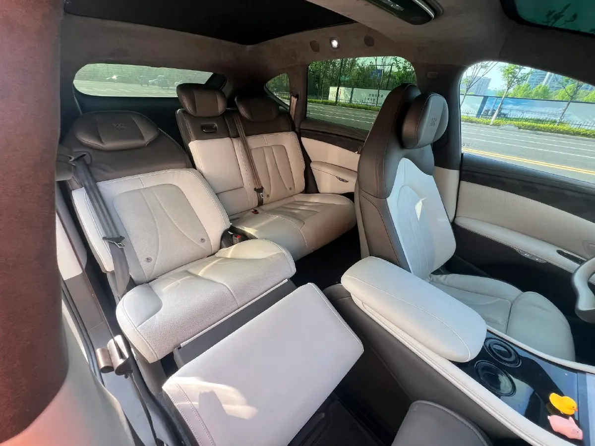 2023 IM LS7 BEV 100KWH,autocango,china used car exporter,china ev exporter,chinese used car exporter,chinese used ev exporter