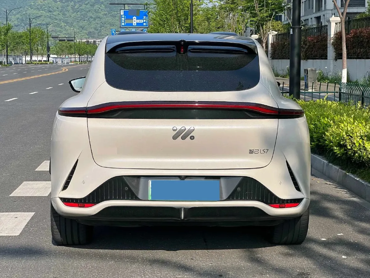 2023 IM LS7 BEV 100KWH,autocango,china used car exporter,china ev exporter,chinese used car exporter,chinese used ev exporter