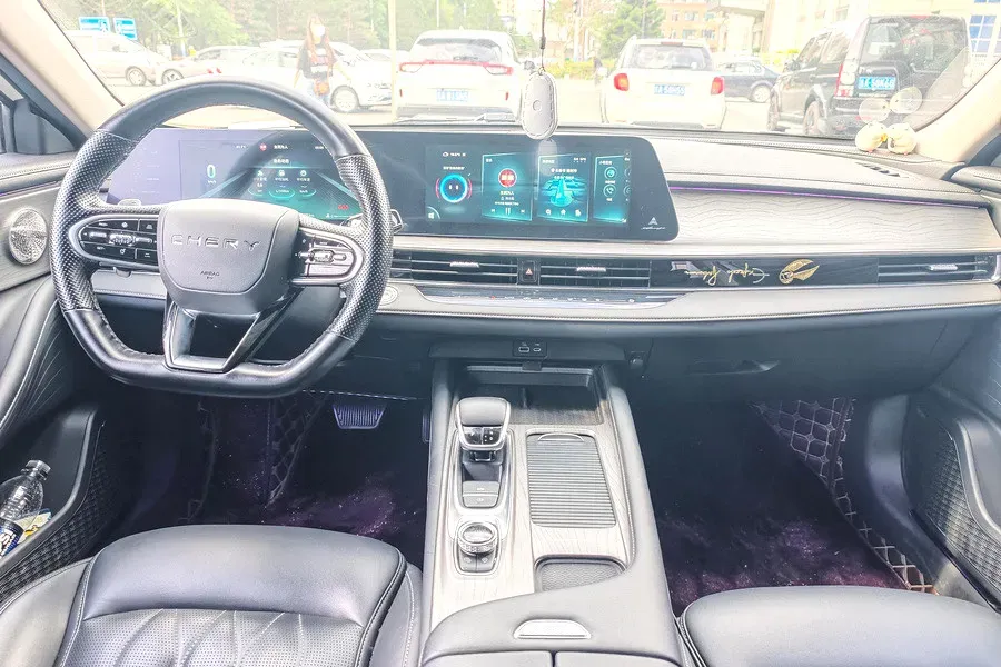 2025 Chery Arrizo 8 1.6T 197HP L4 7DCT,autocango,china used car exporter,china ev exporter,chinese used car exporter,chinese used ev exporter