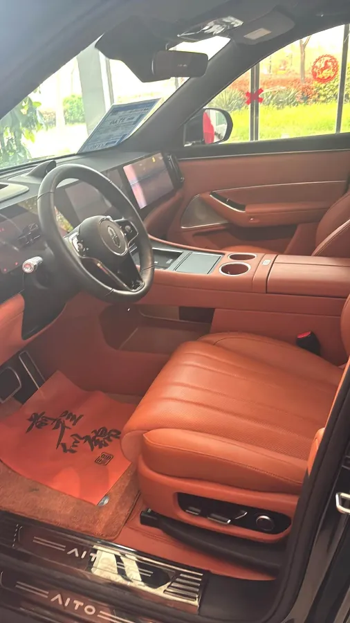 2025 AITO AITO M8 REEV 160HP REEV 53.4KWH,autocango,china used car exporter,china ev exporter,chinese used car exporter,chinese used ev exporter