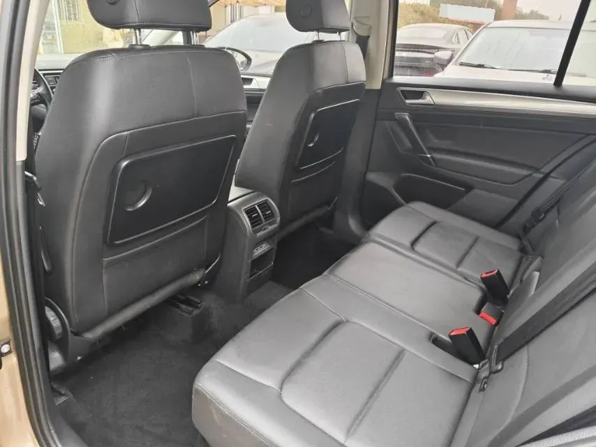 2019 Volkswagen Passat 1.4T 150HP L4 7DCT,autocango,china used car exporter,china ev exporter,chinese used car exporter,chinese used ev exporter