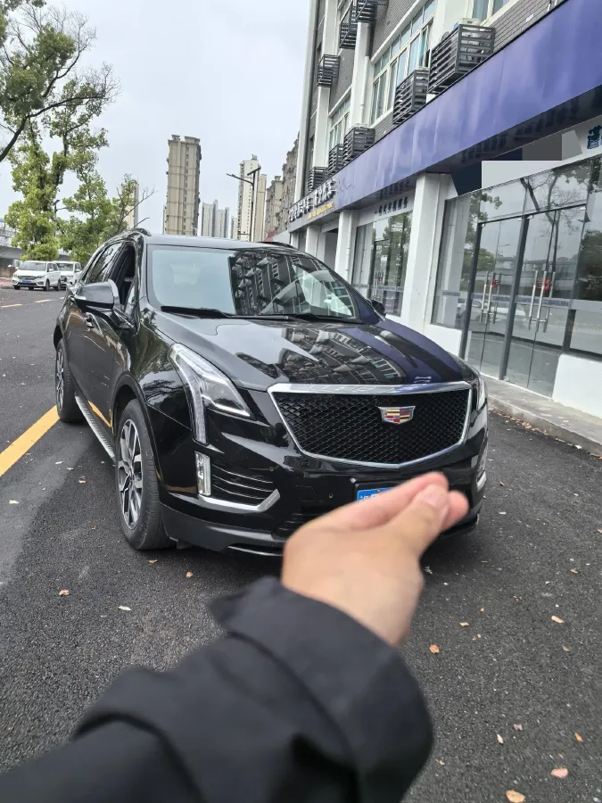 2024 Cadillac XT5 2.0T 237HP L4 9AT,autocango,china used car exporter,china ev exporter,chinese used car exporter,chinese used ev exporter