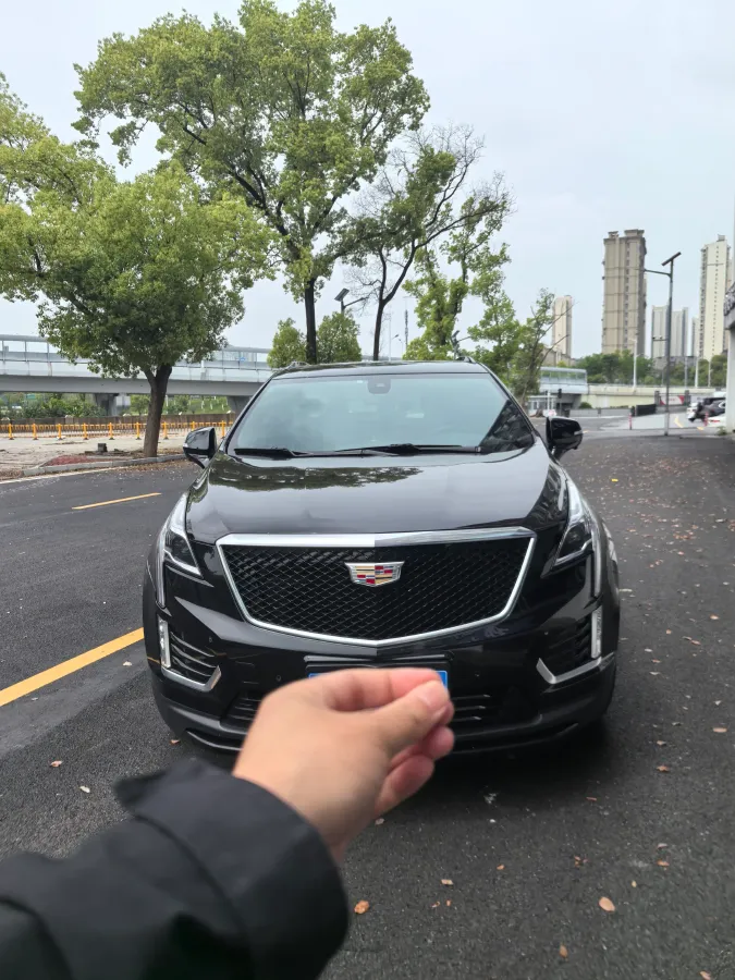 2024 Cadillac XT5 2.0T 237HP L4 9AT,autocango,china used car exporter,china ev exporter,chinese used car exporter,chinese used ev exporter