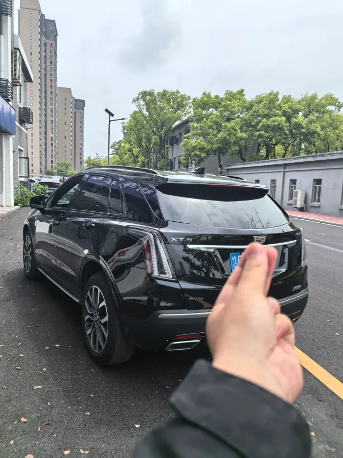 2024 Cadillac XT5 2.0T 237HP L4 9AT,autocango,china used car exporter,china ev exporter,chinese used car exporter,chinese used ev exporter