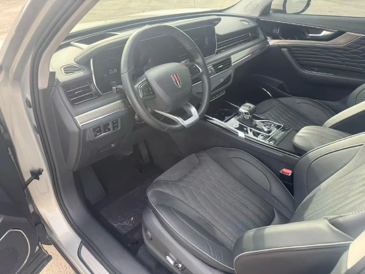 2022 HongQi HS5 2.0T 224HP L4 6AT,autocango,china used car exporter,china ev exporter,chinese used car exporter,chinese used ev exporter