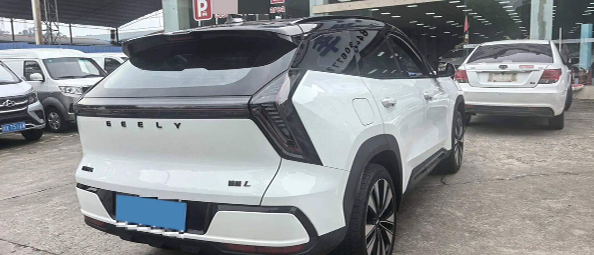 2025 Geely StarRay 1.5T 181HP L4 7DCT,autocango,china used car exporter,china ev exporter,chinese used car exporter,chinese used ev exporter
