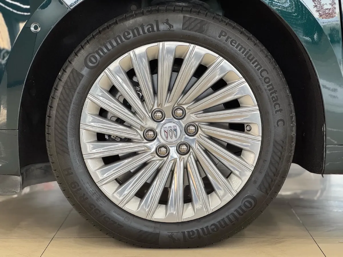 2023 Buick Century 2.0T 237HP L4 9AT,autocango,china used car exporter,china ev exporter,chinese used car exporter,chinese used ev exporter