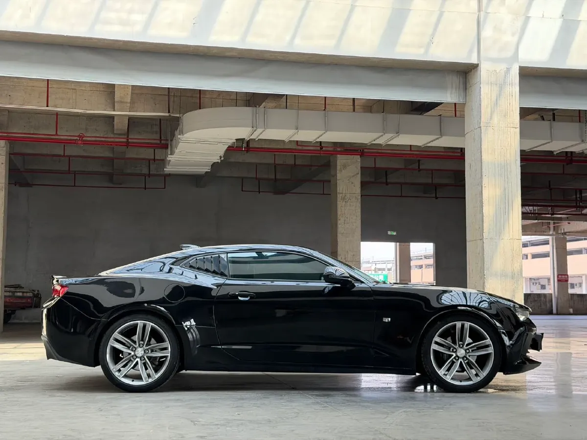 2017 Chevrolet Camaro 2.0T 275HP L4 8AT,autocango,china used car exporter,china ev exporter,chinese used car exporter,chinese used ev exporter