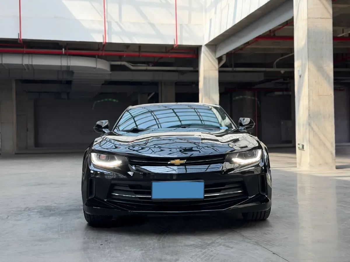 2017 Chevrolet Camaro 2.0T 275HP L4 8AT,autocango,china used car exporter,china ev exporter,chinese used car exporter,chinese used ev exporter