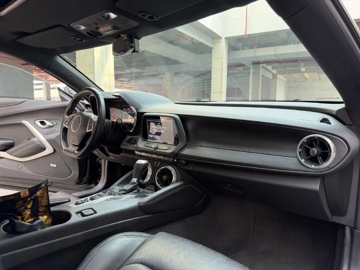 2017 Chevrolet Camaro 2.0T 275HP L4 8AT,autocango,china used car exporter,china ev exporter,chinese used car exporter,chinese used ev exporter