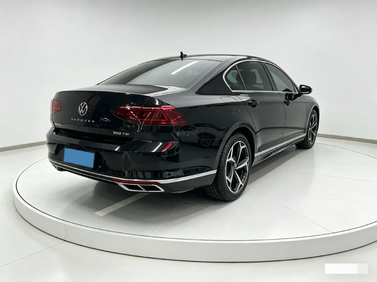 2023 Volkswagen Magotan 2.0T 186HP L4 7DCT,autocango,china used car exporter,china ev exporter,chinese used car exporter,chinese used ev exporter