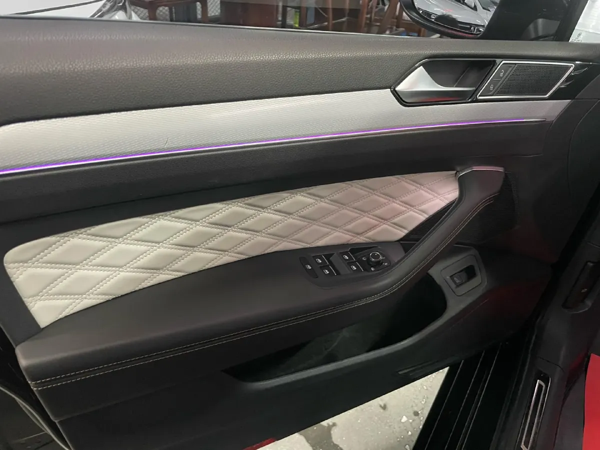 2023 Volkswagen Magotan 2.0T 186HP L4 7DCT,autocango,china used car exporter,china ev exporter,chinese used car exporter,chinese used ev exporter