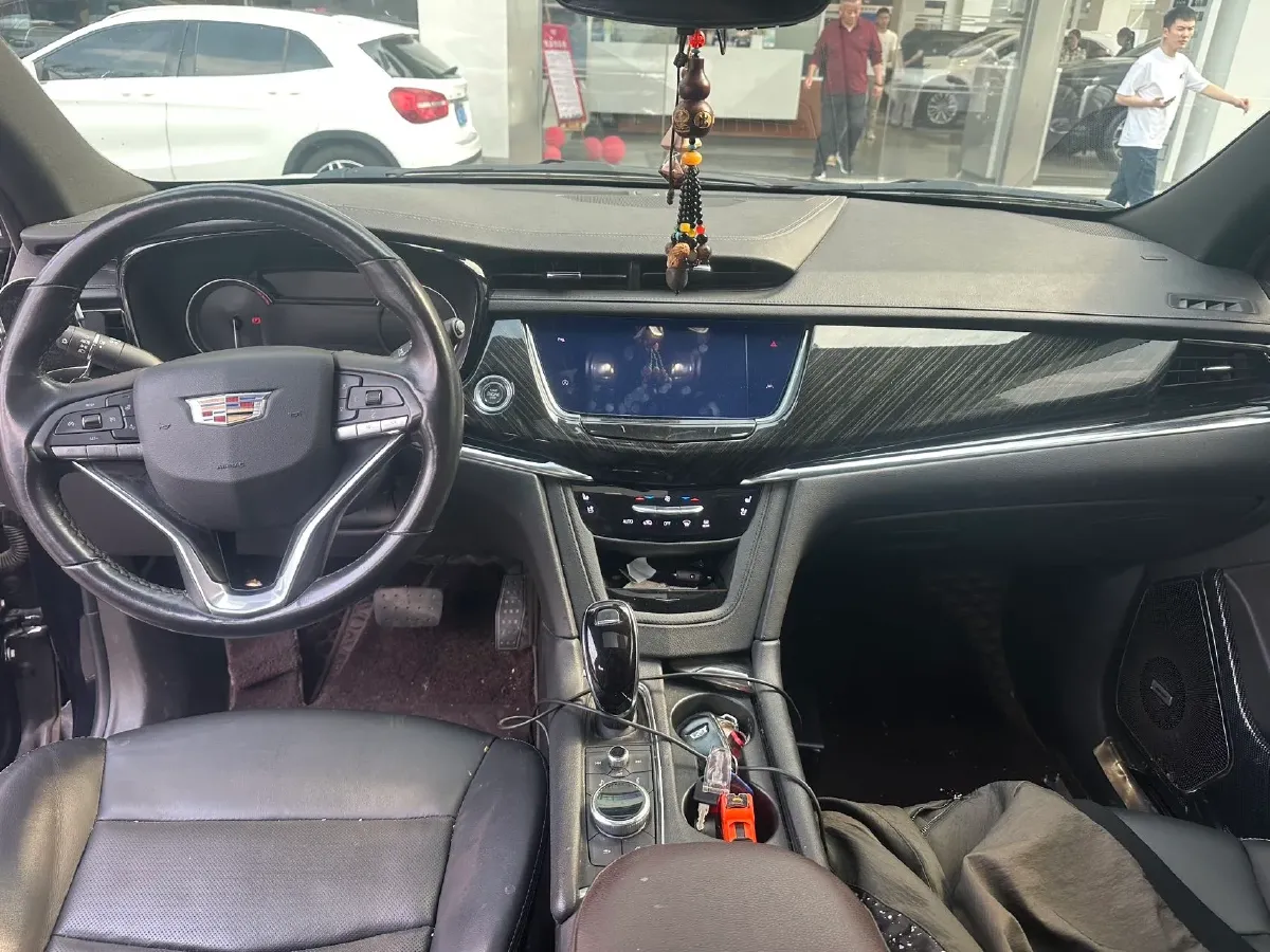 2021 Cadillac XT6 2.0T 237HP L4 9AT,autocango,china used car exporter,china ev exporter,chinese used car exporter,chinese used ev exporter