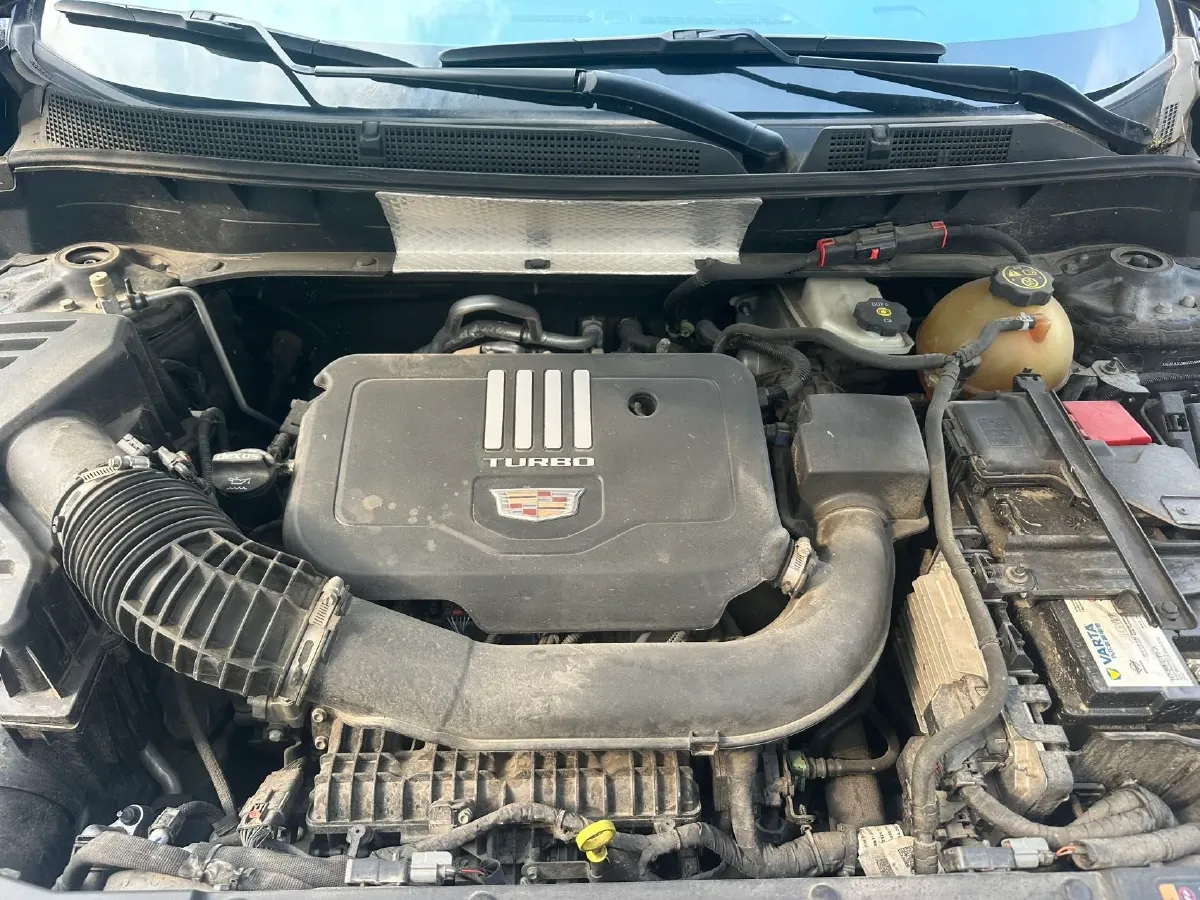 2021 Cadillac XT6 2.0T 237HP L4 9AT,autocango,china used car exporter,china ev exporter,chinese used car exporter,chinese used ev exporter