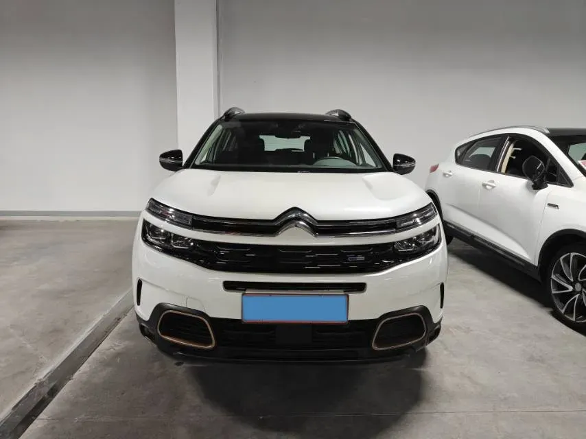 2020 Citroen C5 Aircross 1.6T 170HP L4 6AT,autocango,china used car exporter,china ev exporter,chinese used car exporter,chinese used ev exporter