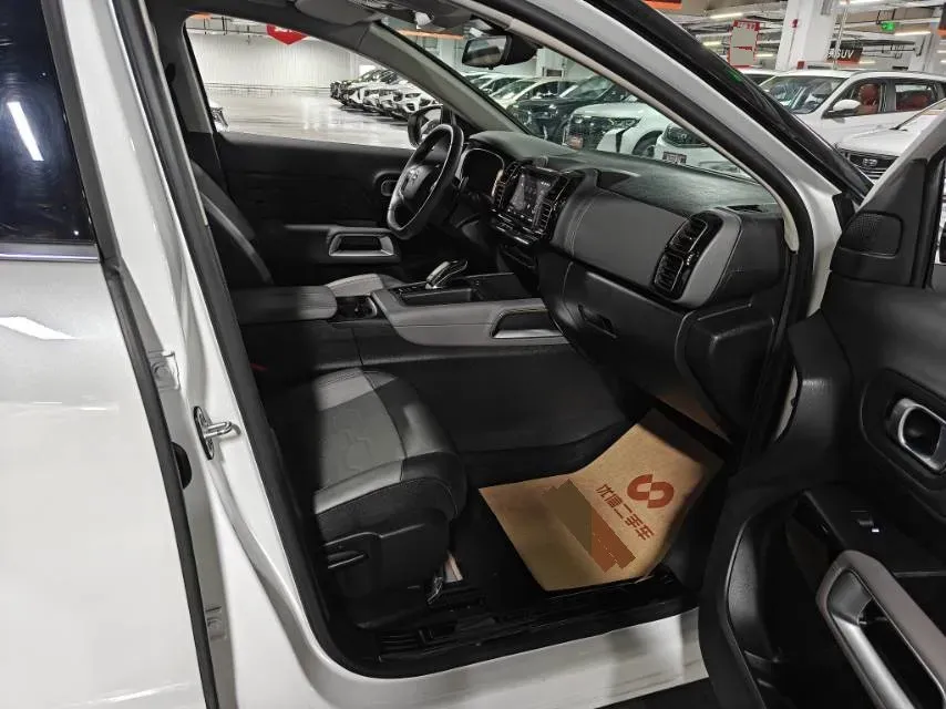 2020 Citroen C5 Aircross 1.6T 170HP L4 6AT,autocango,china used car exporter,china ev exporter,chinese used car exporter,chinese used ev exporter