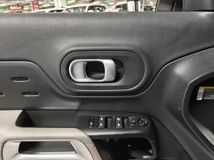 2020 Citroen C5 Aircross 1.6T 170HP L4 6AT,autocango,china used car exporter,china ev exporter,chinese used car exporter,chinese used ev exporter