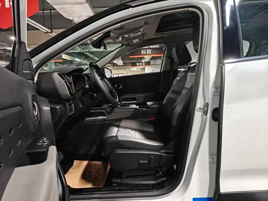 2020 Citroen C5 Aircross 1.6T 170HP L4 6AT,autocango,china used car exporter,china ev exporter,chinese used car exporter,chinese used ev exporter