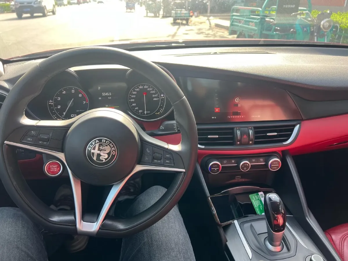 2017 Toyota Highlander 2.0T 220HP L4 6AT,autocango,china used car exporter,china ev exporter,chinese used car exporter,chinese used ev exporter