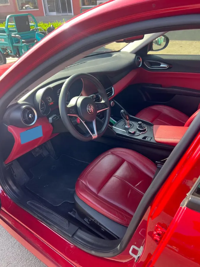 2017 Toyota Highlander 2.0T 220HP L4 6AT,autocango,china used car exporter,china ev exporter,chinese used car exporter,chinese used ev exporter