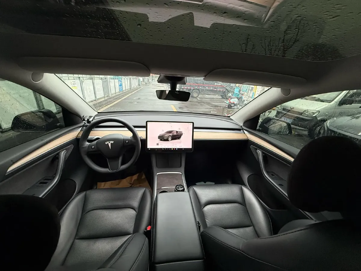 2022 Tesla Model Y BEV 60KWH,autocango,china used car exporter,china ev exporter,chinese used car exporter,chinese used ev exporter