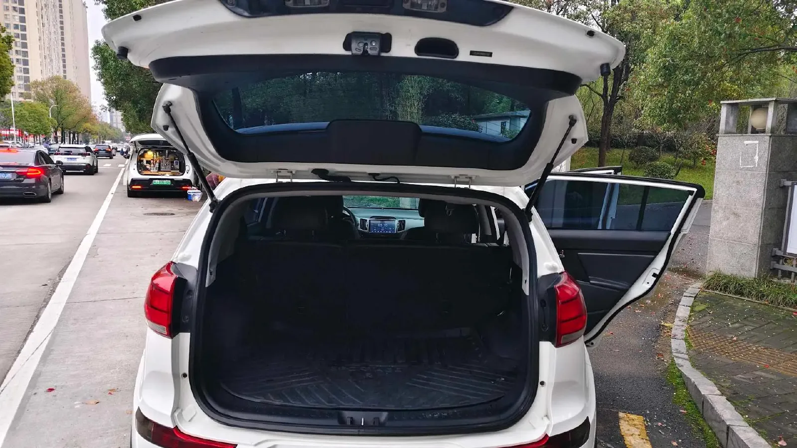 2016 Kia Sportage R 2.0L 165HP L4 6AT,autocango,china used car exporter,china ev exporter,chinese used car exporter,chinese used ev exporter