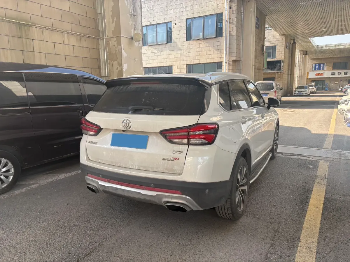 2018 Brilliance Auto V7 1.6T 204HP L4 7DCT,autocango,china used car exporter,china ev exporter,chinese used car exporter,chinese used ev exporter