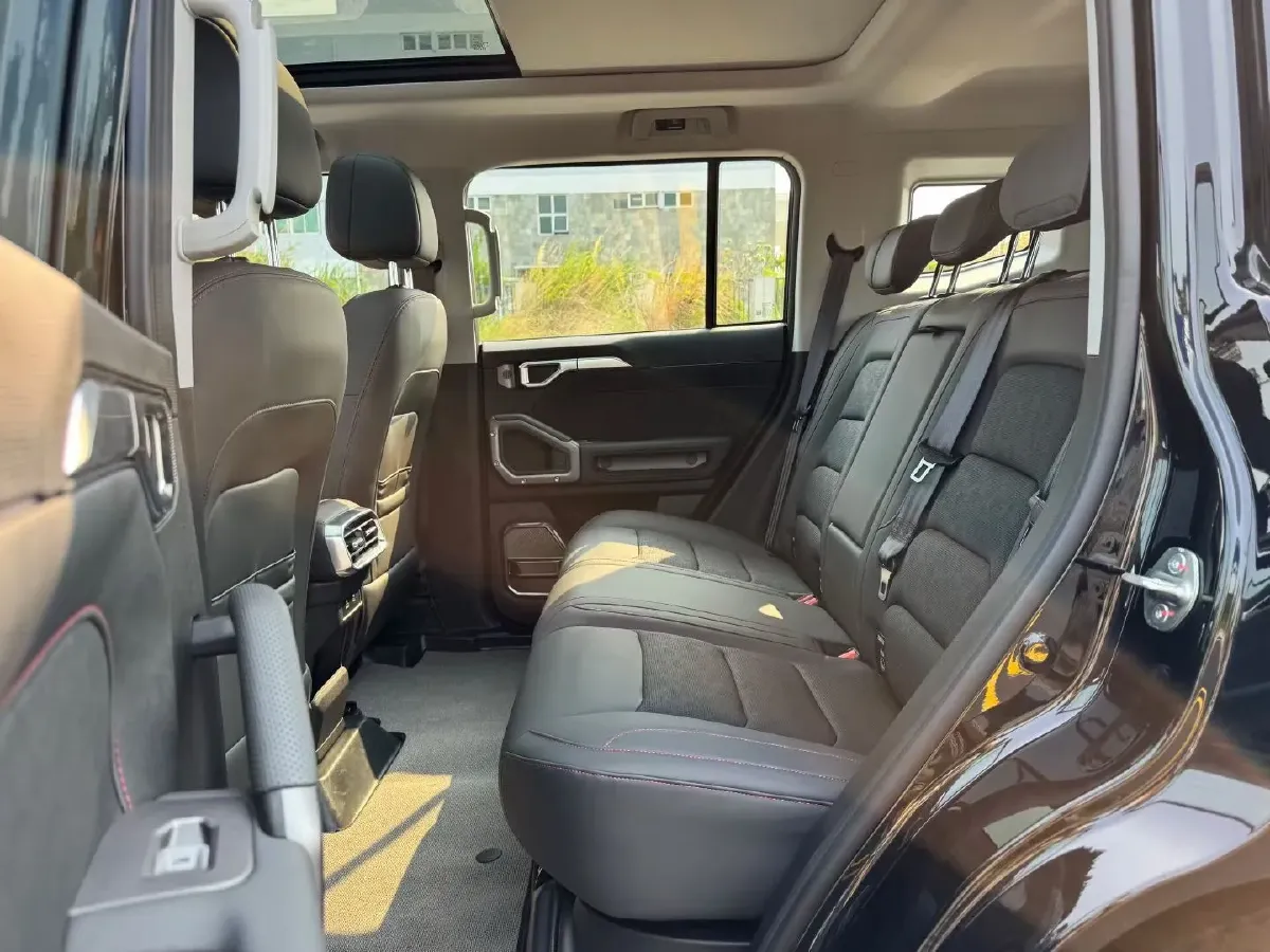 2023 Jetour Traveller 2.0T 254HP L4 7DCT,autocango,china used car exporter,china ev exporter,chinese used car exporter,chinese used ev exporter