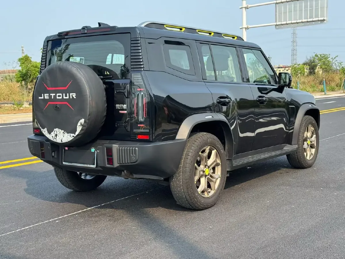 2023 Jetour Traveller 2.0T 254HP L4 7DCT,autocango,china used car exporter,china ev exporter,chinese used car exporter,chinese used ev exporter