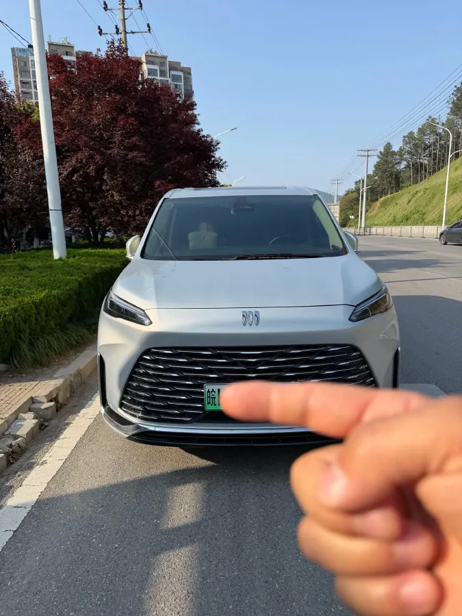 2025 Buick GL8 1.5T 180HP L4 2DHT PHEV,autocango,china used car exporter,china ev exporter,chinese used car exporter,chinese used ev exporter