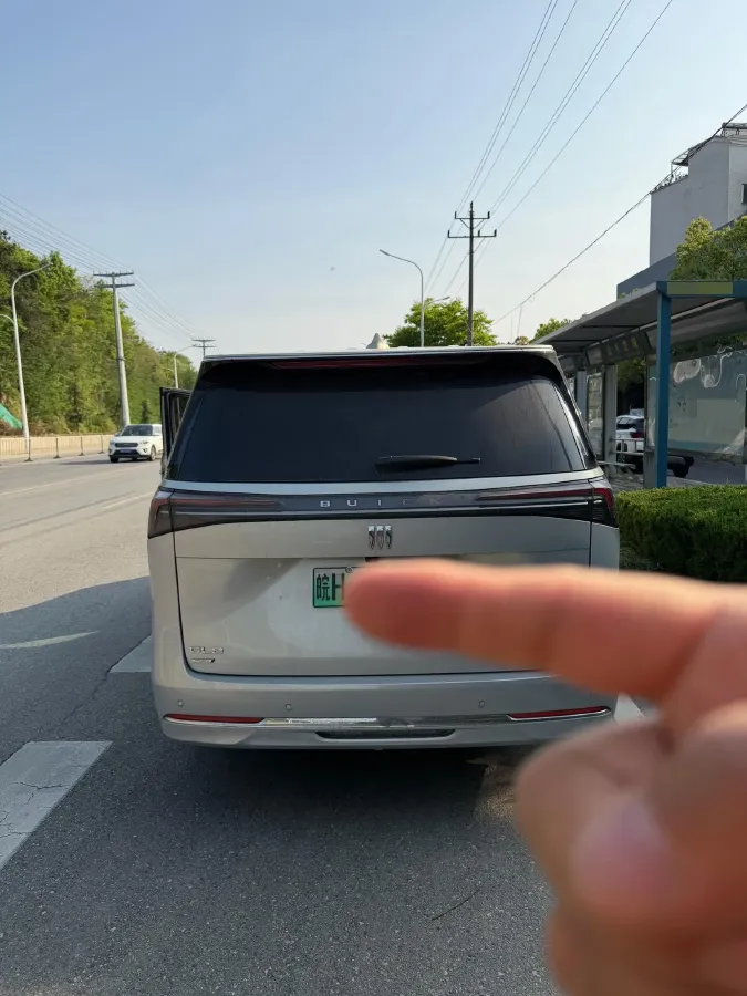 2025 Buick GL8 1.5T 180HP L4 2DHT PHEV,autocango,china used car exporter,china ev exporter,chinese used car exporter,chinese used ev exporter