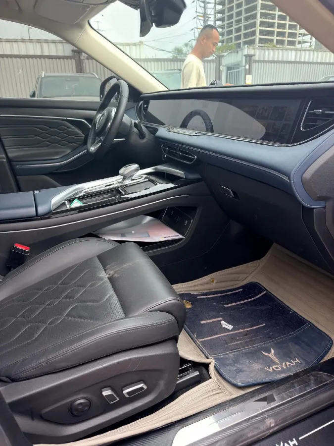 2021 Voyah FREE BEV 88KWH,autocango,china used car exporter,china ev exporter,chinese used car exporter,chinese used ev exporter