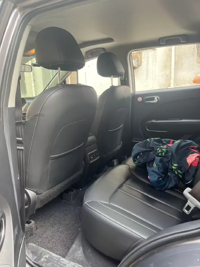 2021 GAC Trumpchi GS3 1.5T 169HP L4 6AT,autocango,china used car exporter,china ev exporter,chinese used car exporter,chinese used ev exporter