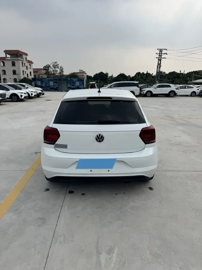 2023 Volkswagen Polo 1.5L 110HP L4 6AT,autocango,china used car exporter,china ev exporter,chinese used car exporter,chinese used ev exporter
