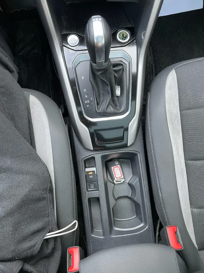 2022 Volkswagen T-Roc 1.4T 150HP L4 7DCT,autocango,china used car exporter,china ev exporter,chinese used car exporter,chinese used ev exporter