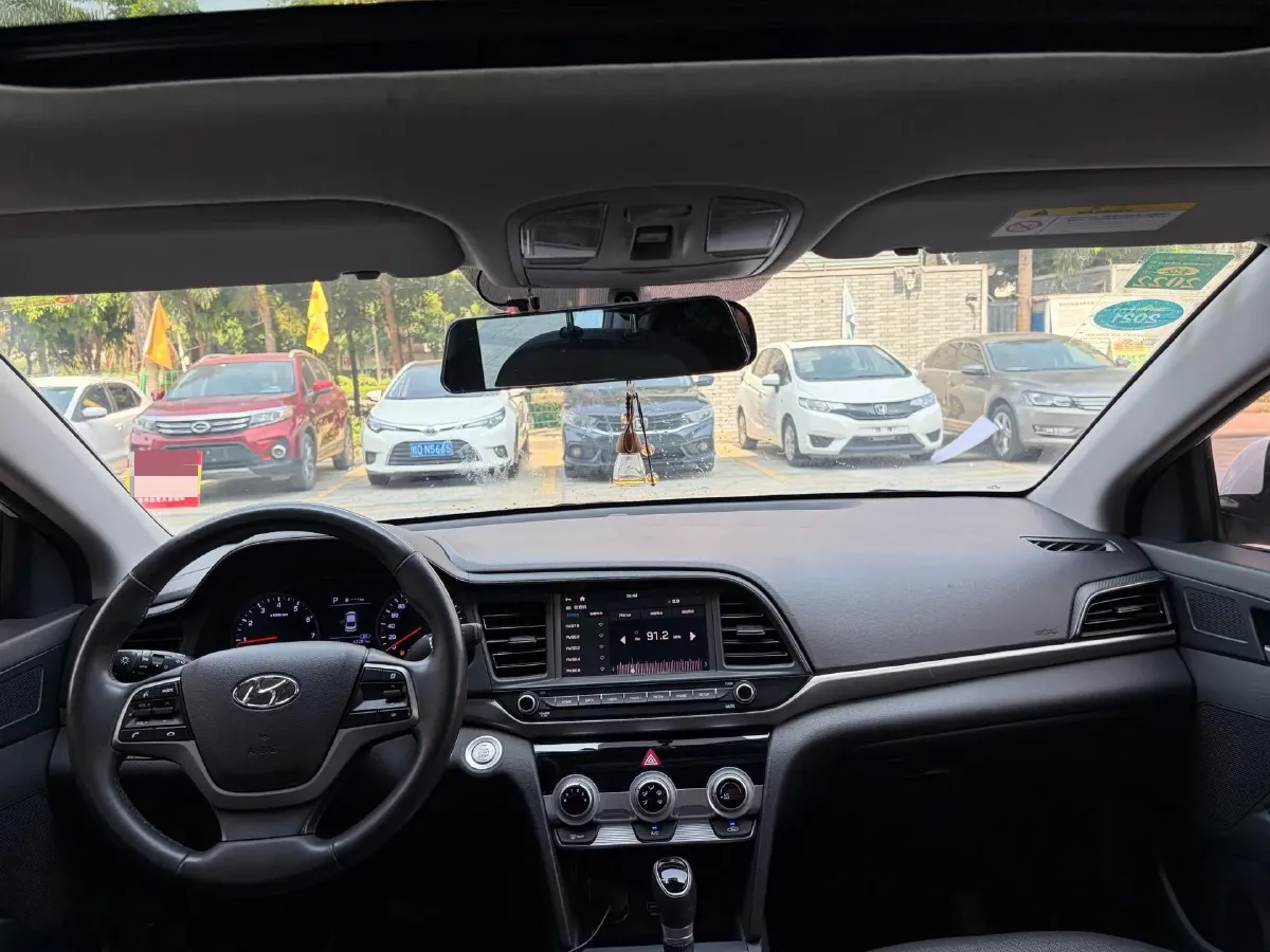 2019 Hyundai Elantra 1.5L 115HP L4 CVT,autocango,china used car exporter,china ev exporter,chinese used car exporter,chinese used ev exporter