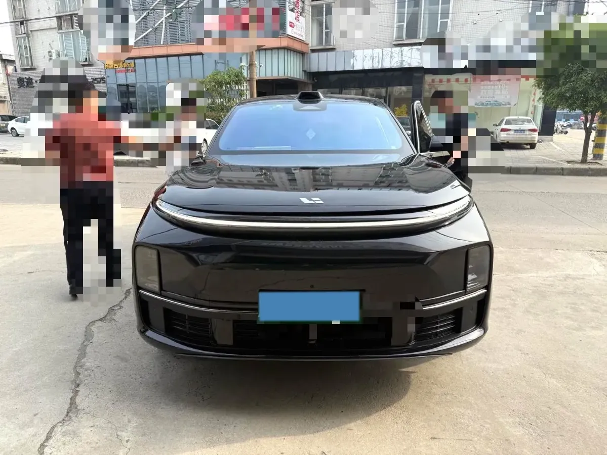 2024 Li L8 Range Extended 154HP REEV 52.3KWH,autocango,china used car exporter,china ev exporter,chinese used car exporter,chinese used ev exporter