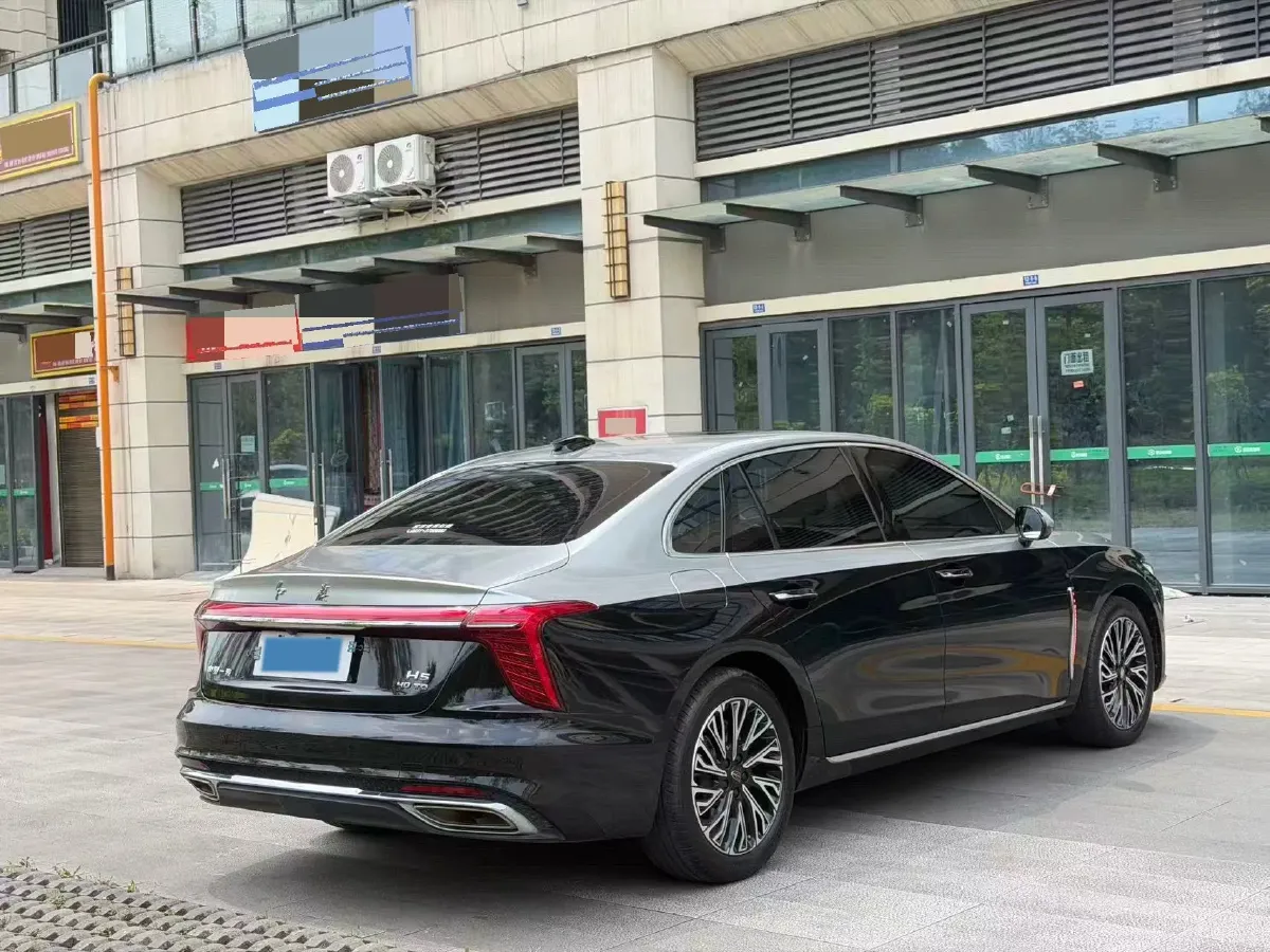 2023 HongQi H5 2.0T 224HP L4 8AT,autocango,china used car exporter,china ev exporter,chinese used car exporter,chinese used ev exporter