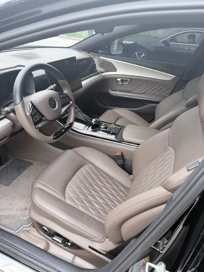 2022 Honda Accord 1.5T 194HP L4 CVT,autocango,china used car exporter,china ev exporter,chinese used car exporter,chinese used ev exporter