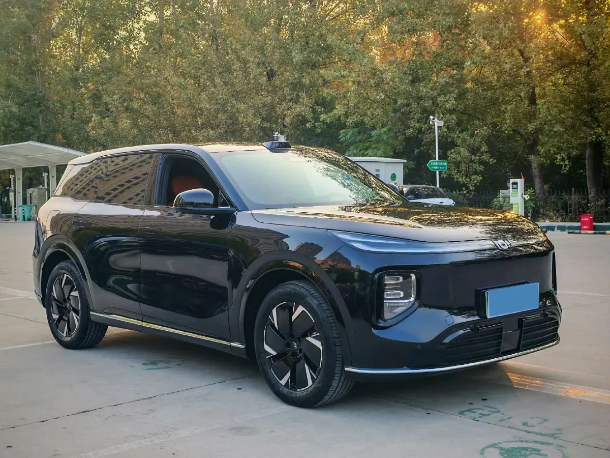 2025 ChangAn QiYuan Q07 1.5L 98HP L4 E-CVT PHEV,autocango,china used car exporter,china ev exporter,chinese used car exporter,chinese used ev exporter