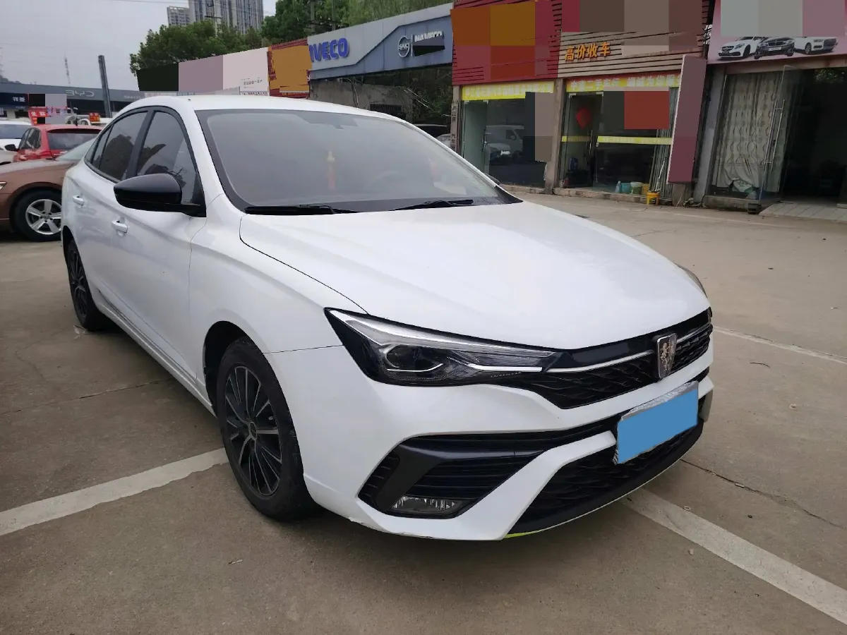 2021 Roewe i5 1.5L 120HP L4 5MT,autocango,china used car exporter,china ev exporter,chinese used car exporter,chinese used ev exporter