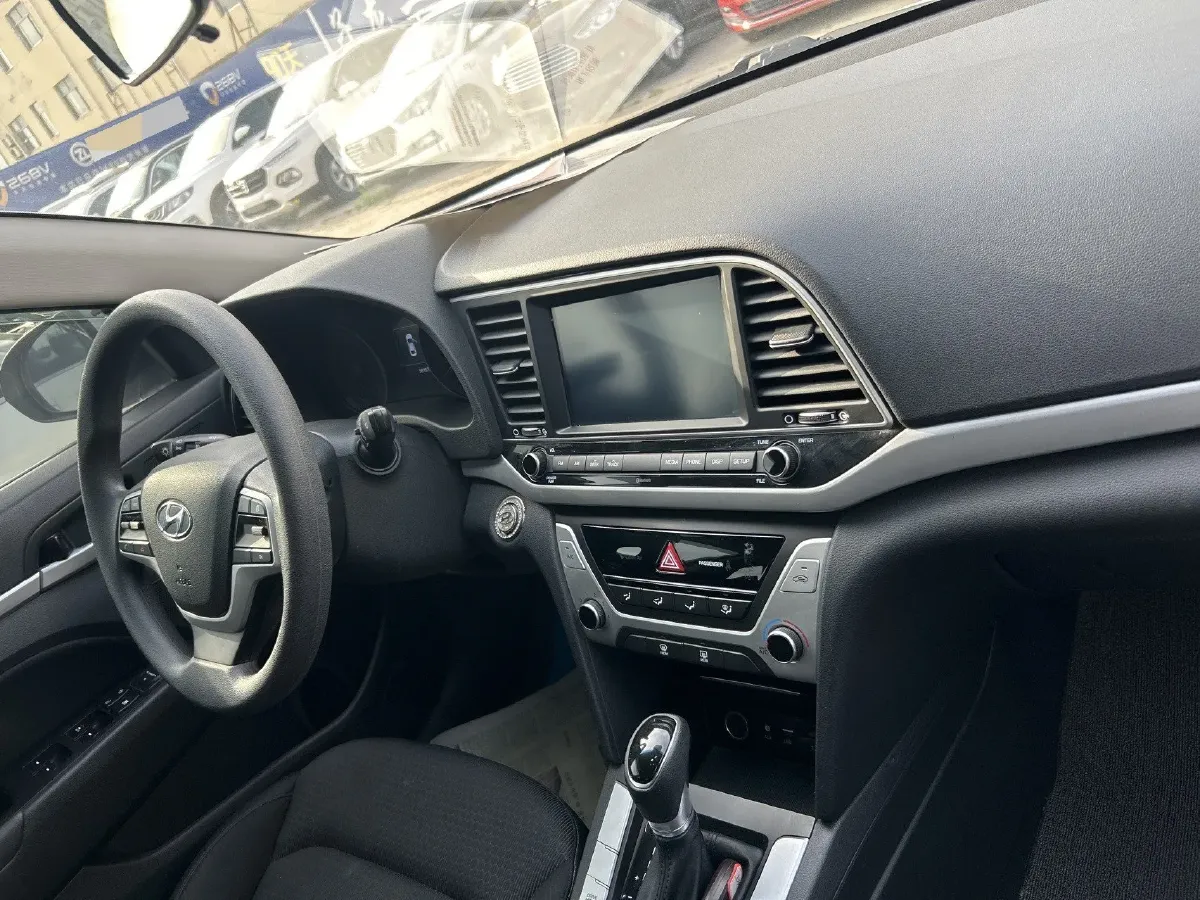 2016 Hyundai Elantra 1.6L 130HP L4 6AT,autocango,china used car exporter,china ev exporter,chinese used car exporter,chinese used ev exporter